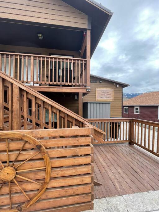 Parkway Yellowstone Guest House #7 Gardiner Exterior foto